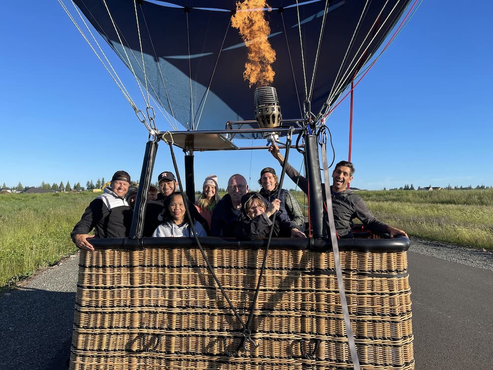Hot air balloon rides with group