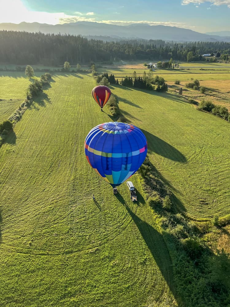 Hot air balloon rides landing in calm wind