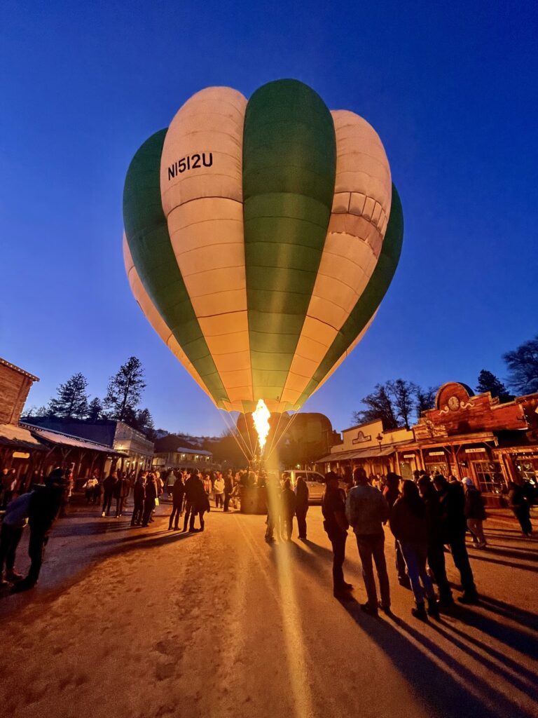 Winthrop Balloon Round Up Hot Air Balloon Glow