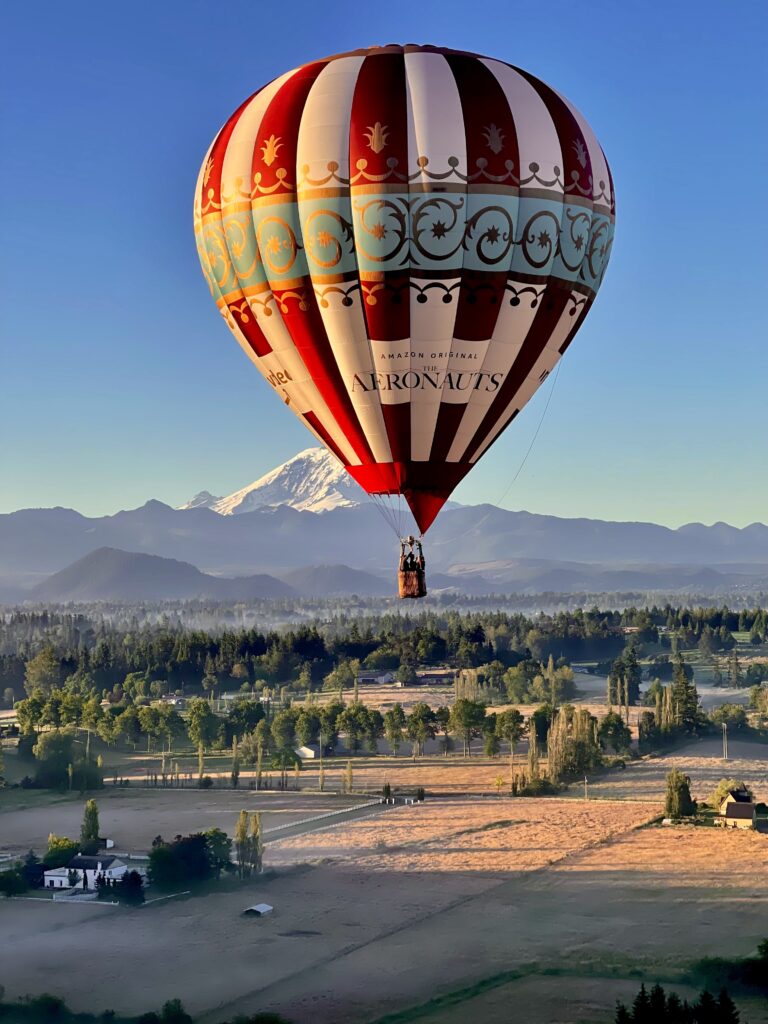 Small hot air balloon fro private rides